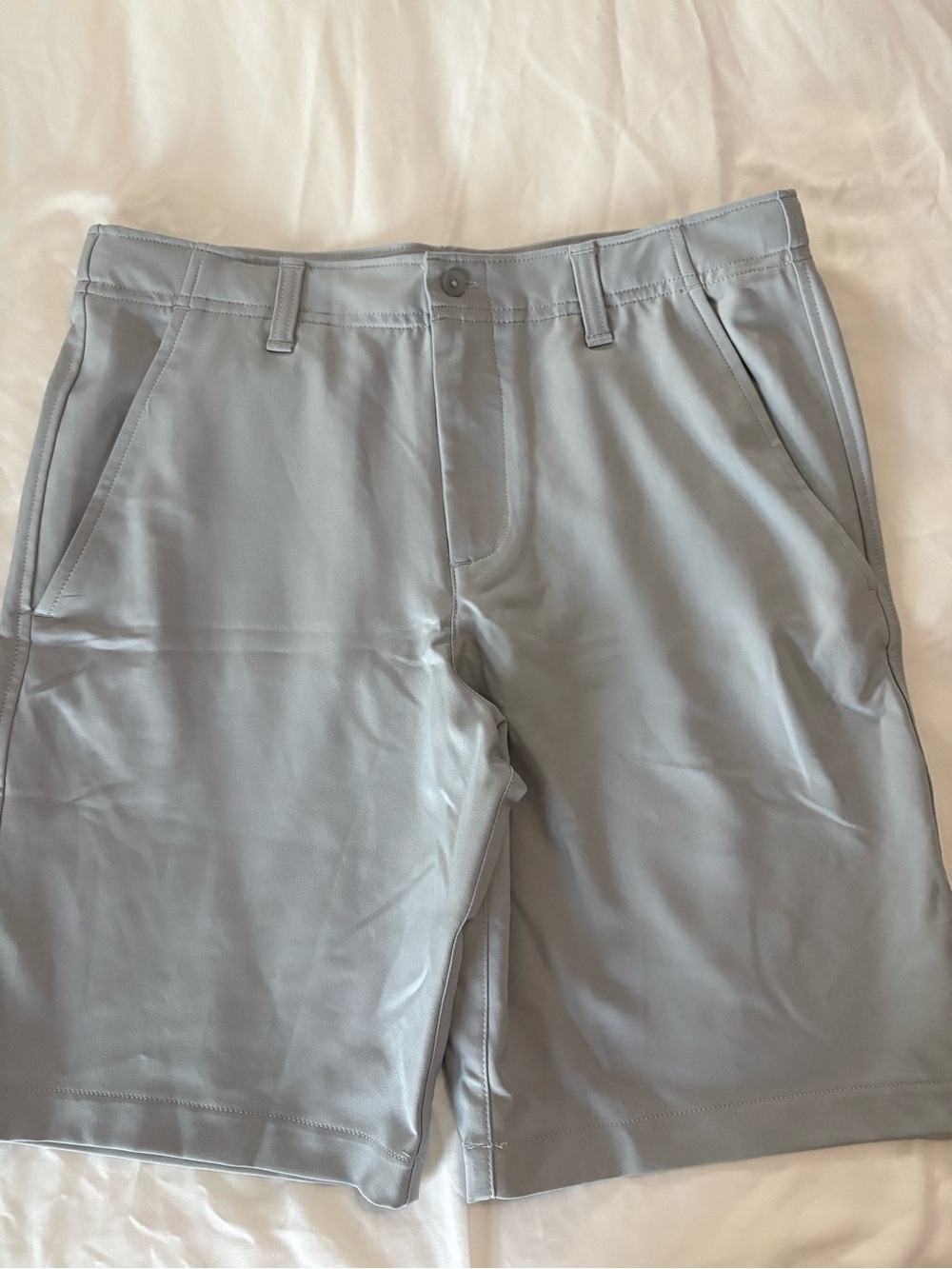 Under Armour Men's Gray Athletic Performance Shorts